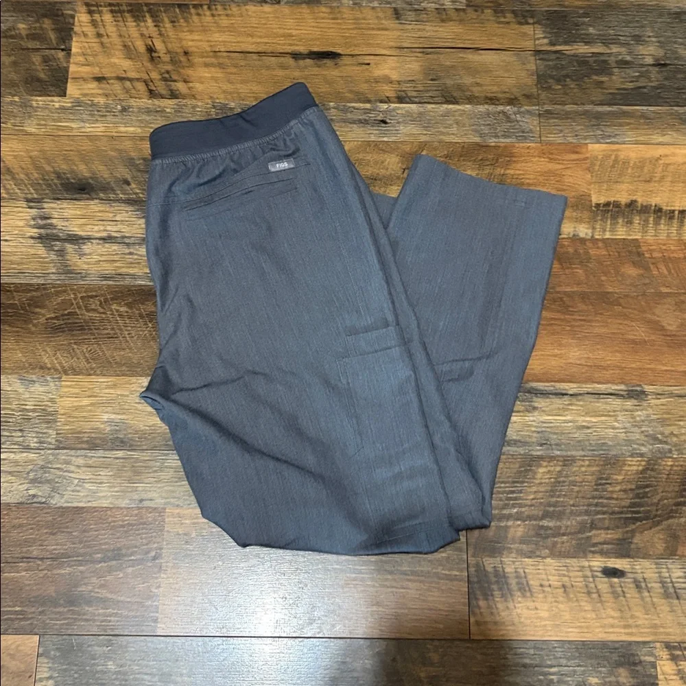 Figs Men's Charcoal Cargo Pants‎
